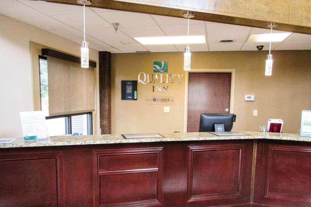 Quality Inn Monteagle Beltér fotó